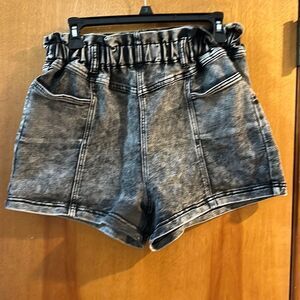 Super cute black acid washed shorts with cinched waist